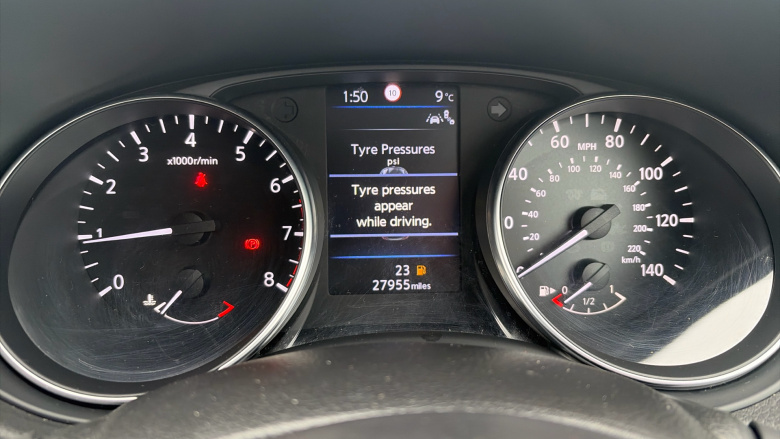 Nissan Qashqai 1.3 DiG-T N-Connecta 5dr Petrol Hatchback